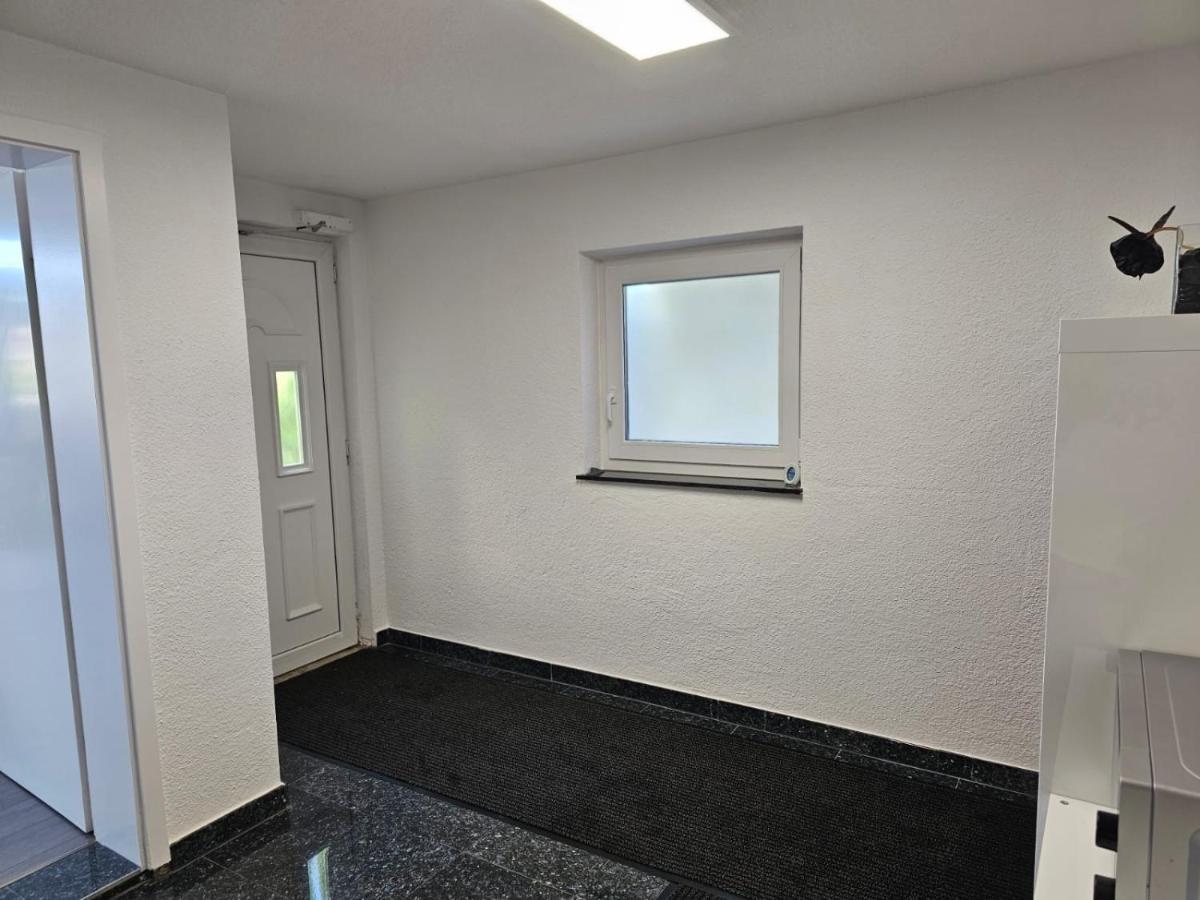 Apartamento Elw Sonnig,Terasse, Bis Zu 13 Schlafpl. Obergroningen Exterior foto