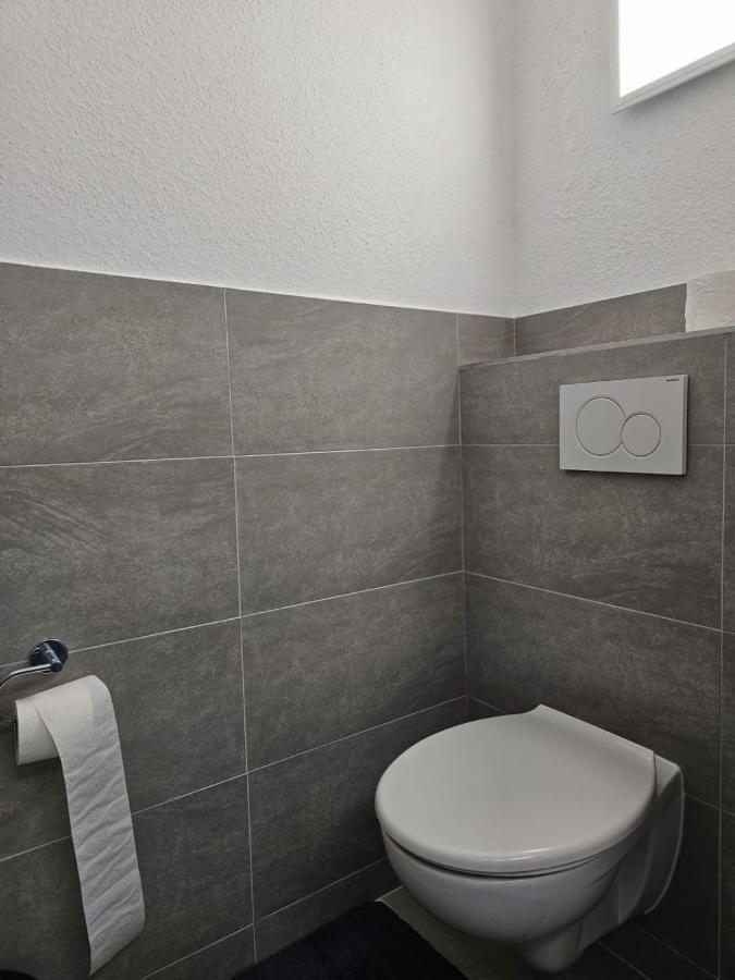 Apartamento Elw Sonnig,Terasse, Bis Zu 13 Schlafpl. Obergroningen Exterior foto